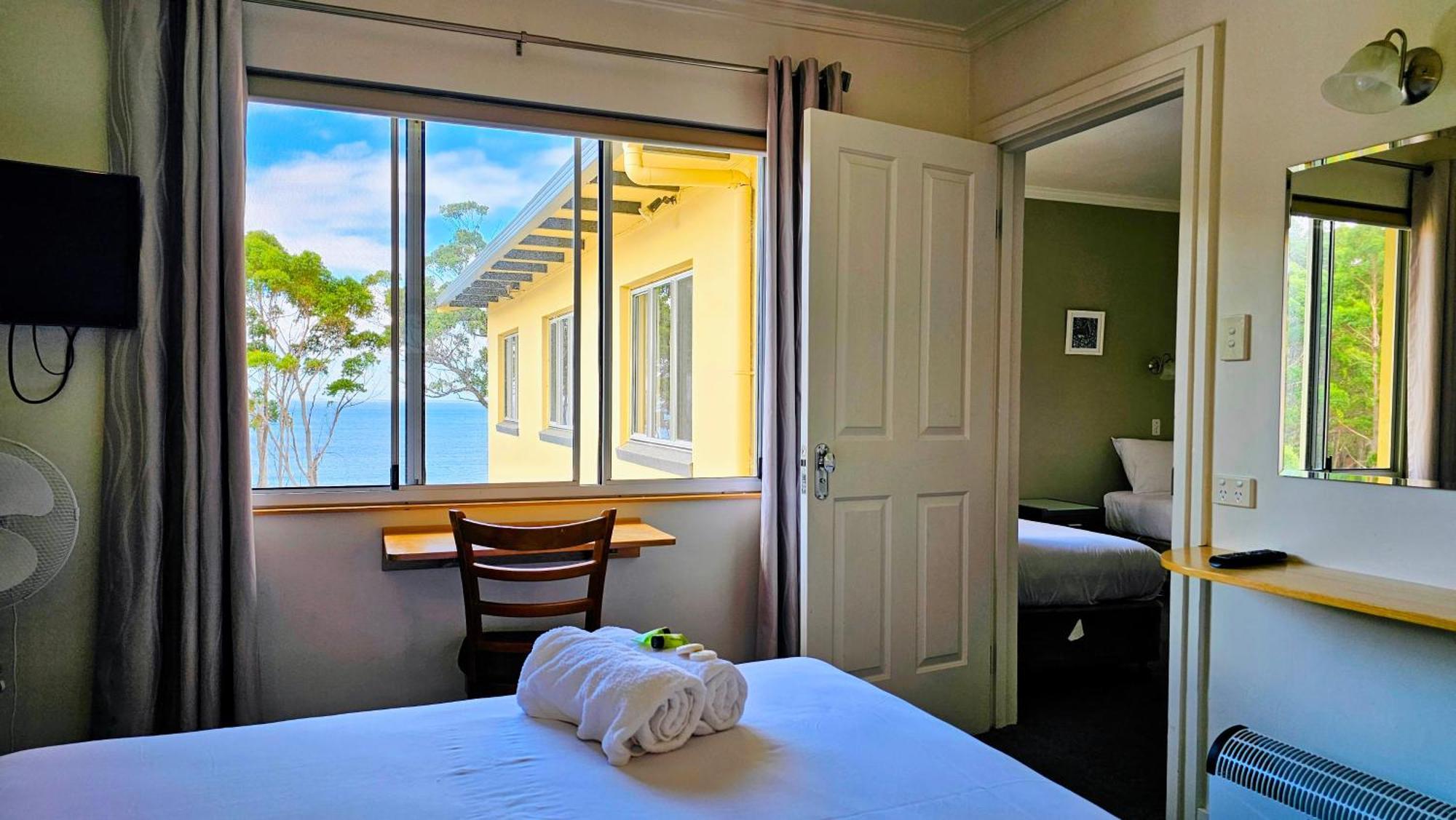 Lufra Beachside Hotel Eaglehawk Neck Phòng bức ảnh